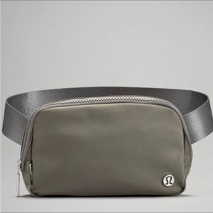 Lululemon Everywhere Belt Bag NWOT